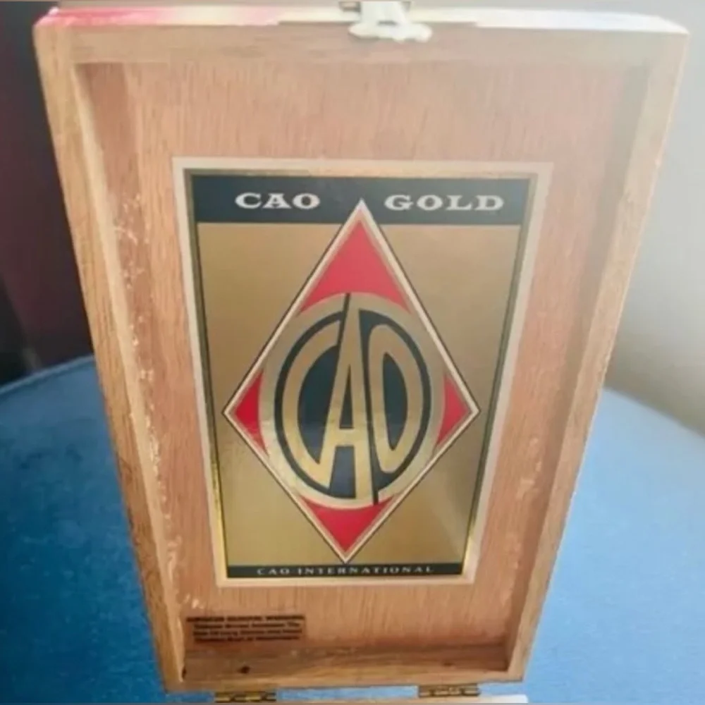 VINTAGE - CAO Gold Corona Gorda Handmade Wood Cigar Box - Holds 20 Cigars